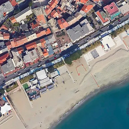 Di 65 Mq. A 50 Metri Dal Mare * Albissola Marina