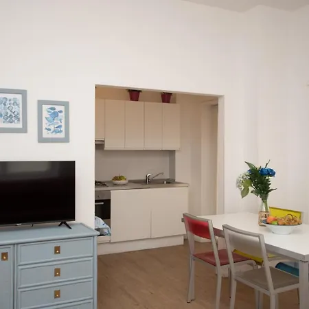 Di 65 Mq. A 50 Metri Dal Mare Apartamento