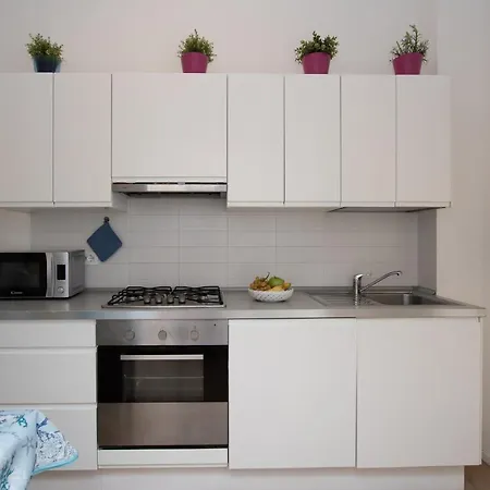 Di 65 Mq. A 50 Metri Dal Mare *